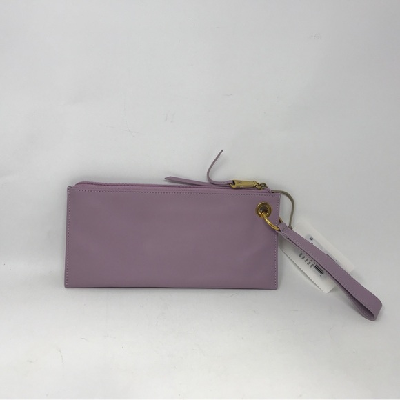 Hobo Quilted Leather Vida Wristlet OS - Lavender